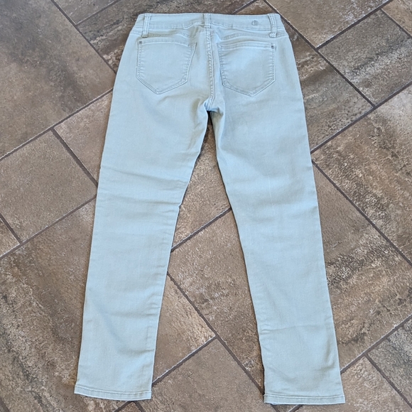 Kensie Jeans Straight Leg Stretch Size 4 Light Sage Green - Picture 2 of 11